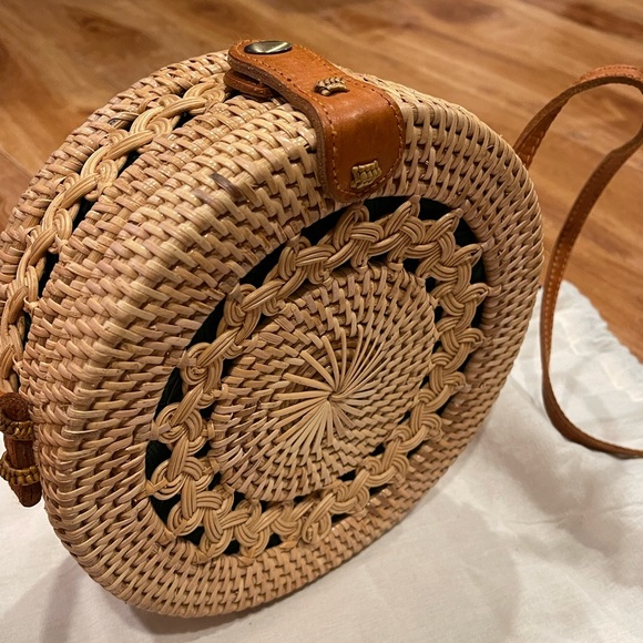 Rattan Bag (Medium) - Braided Details - Picture 3 of 10